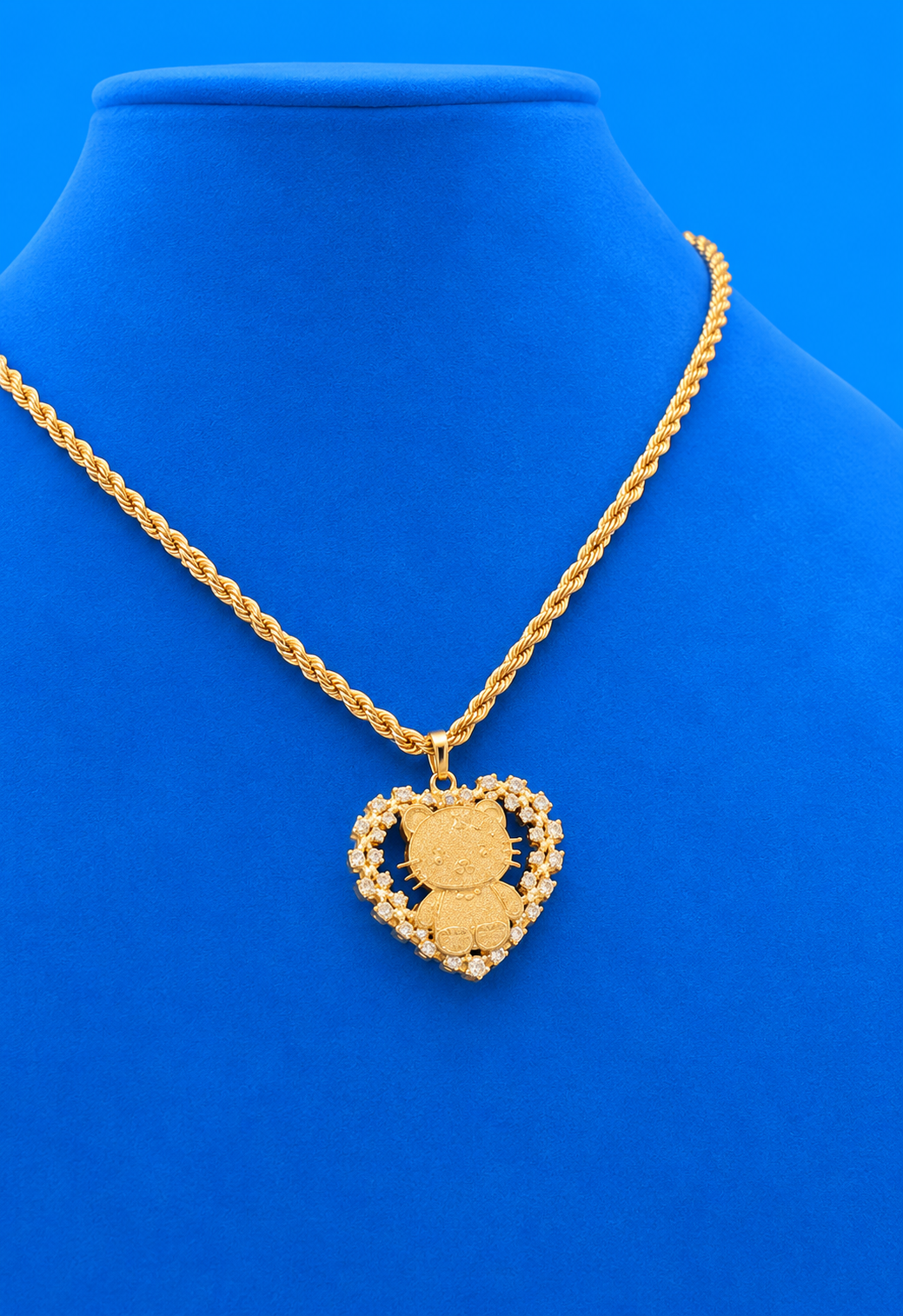 Hello kitty heart nugget necklace