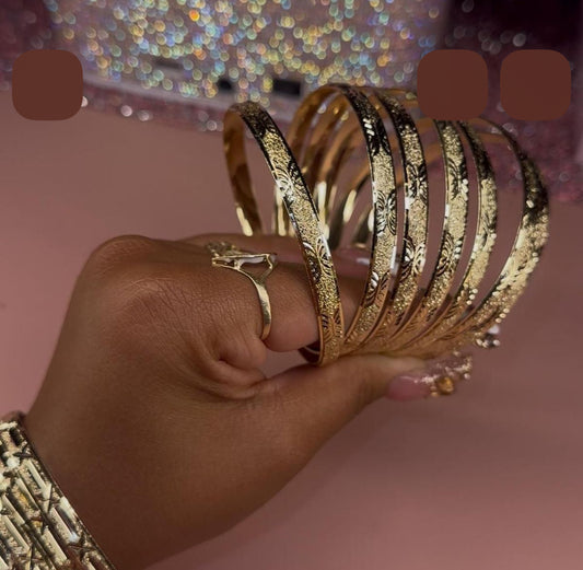 Gold bangles  ( 6 pack)