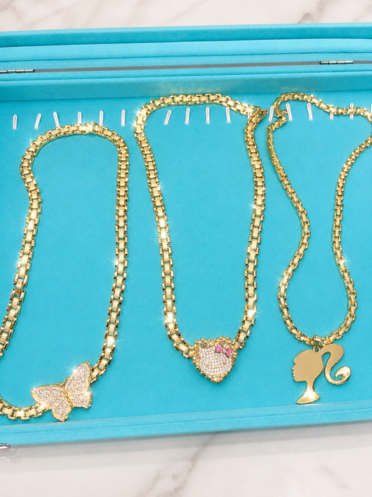 Rolex chain w pendent