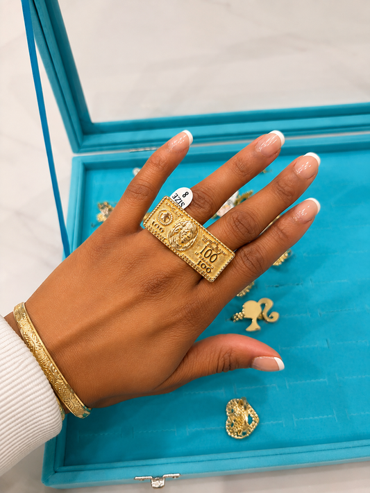 Two finger money ring