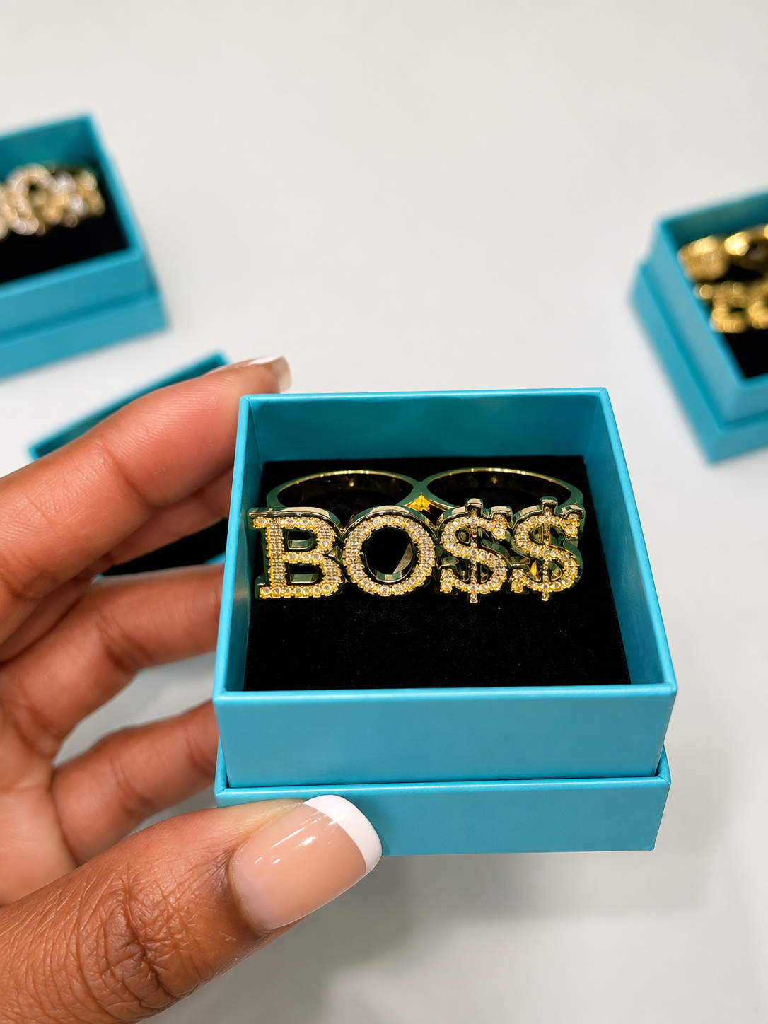 Boss double finger ring