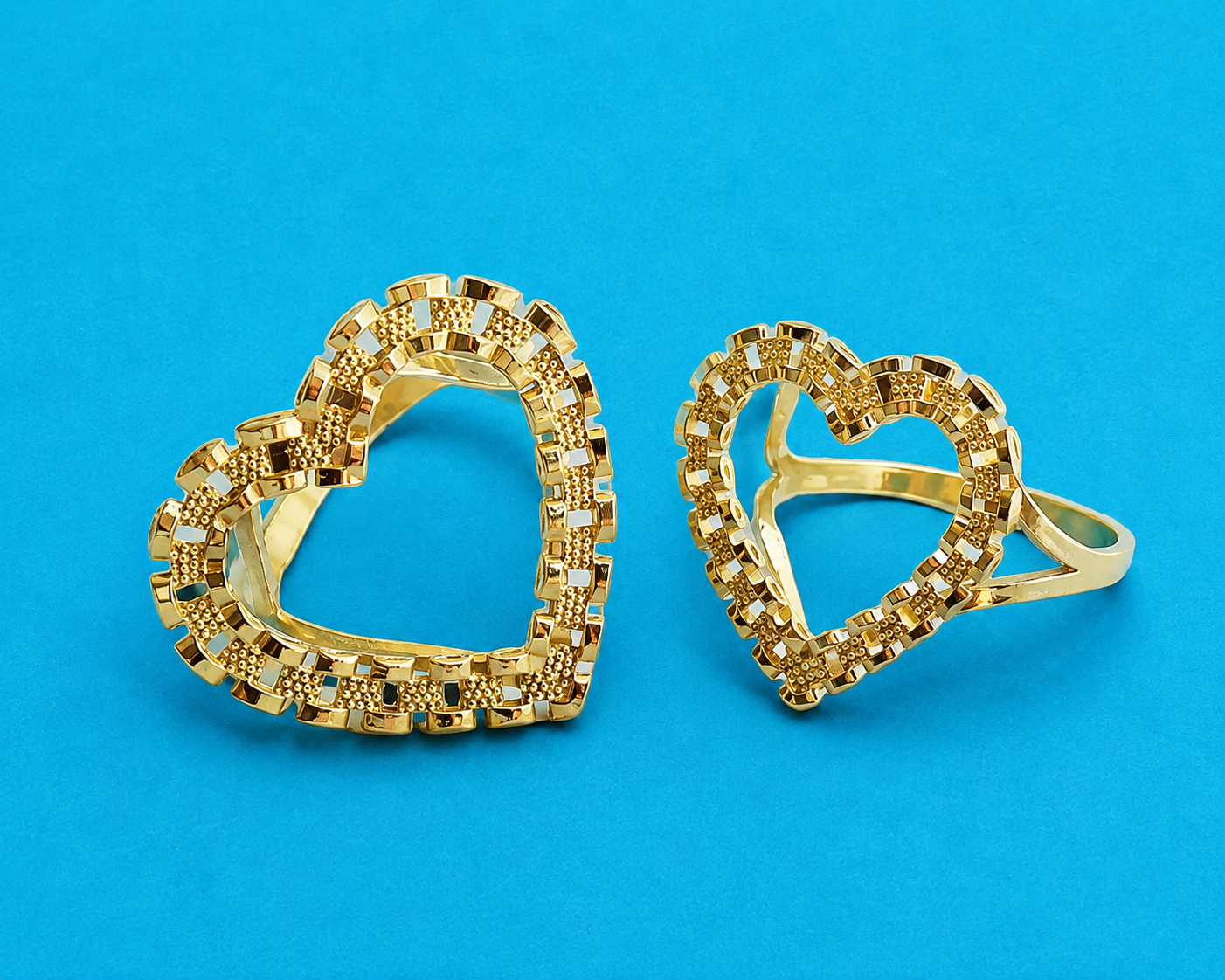 Nugget heart ring