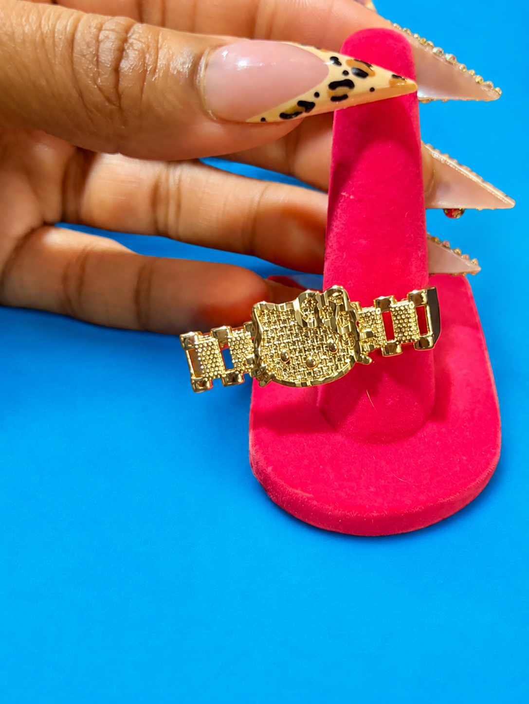 Two finger hello kitty ring